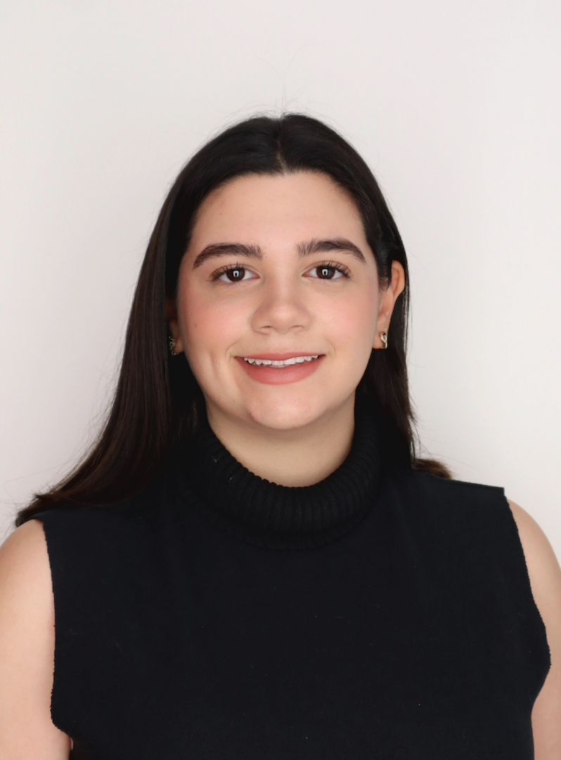 Andrea Sacasa Headshot